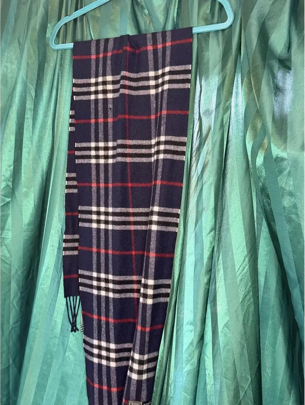 Guy Laroche Homme 100% Pure Cashmere Plaid Scarf